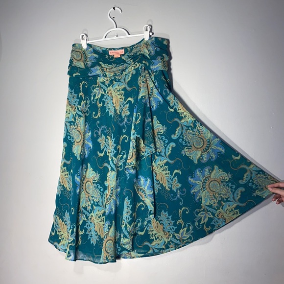 Bandolino Skirts Bandolino Flouncy Skirt Fully Lined Poshmark